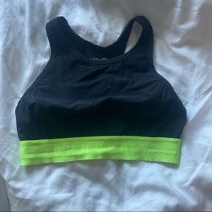 Aritzia Community Sports bra